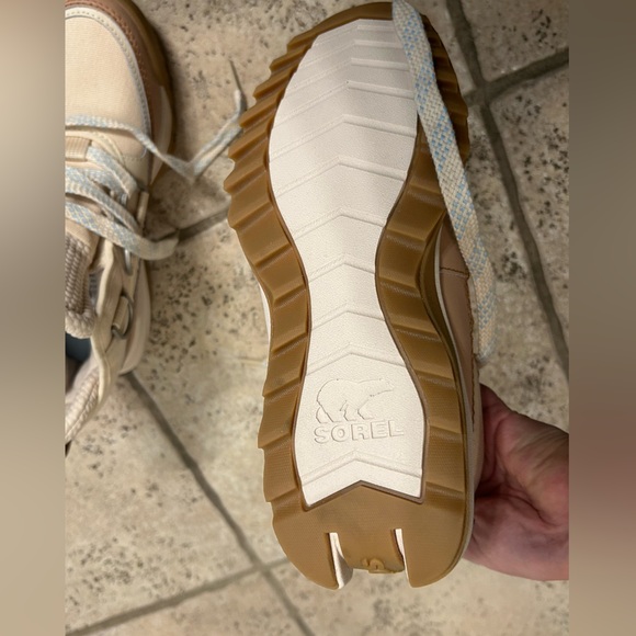 SOREL Women's Out 'N About RMX Chukka Boots sz 8 - Picture 7 of 9